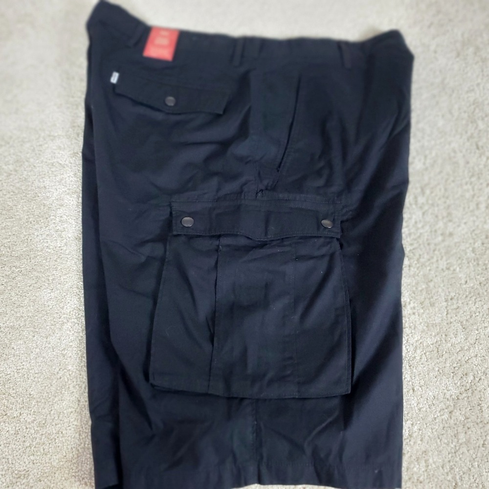 Levi's Men's Snap Cargo Shorts Size 36 Actual Measure 38 Black NWTGS